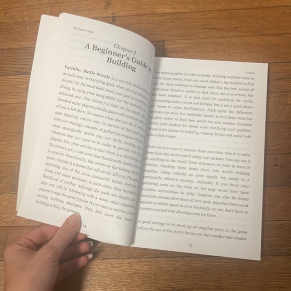 Fortnite Battle Royals for Kids 3 in 1 paperback book by Pro Gamers Guide - Picture 10 of 10